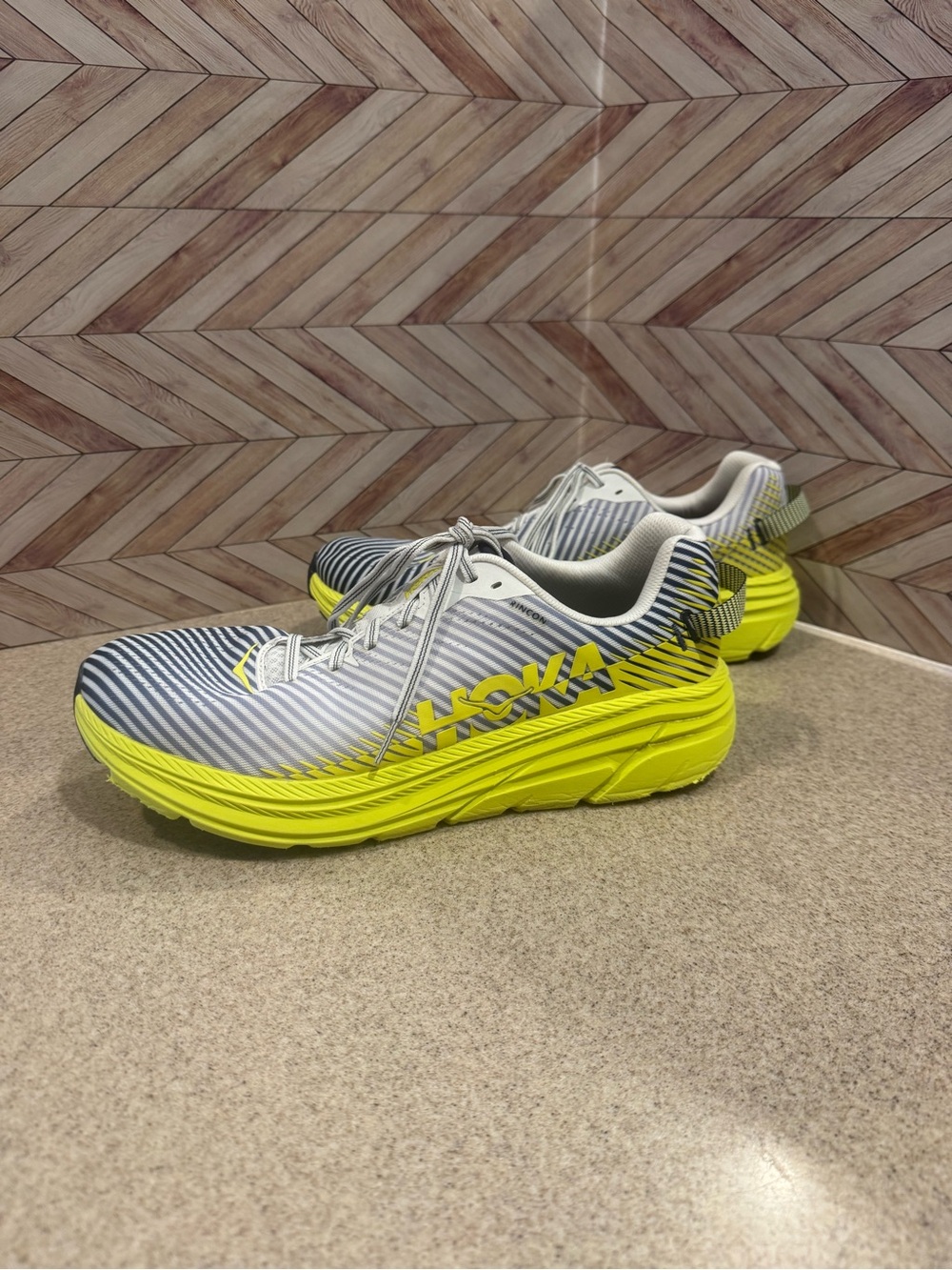 Size 12 used Hoka one one Rincon 2 mens